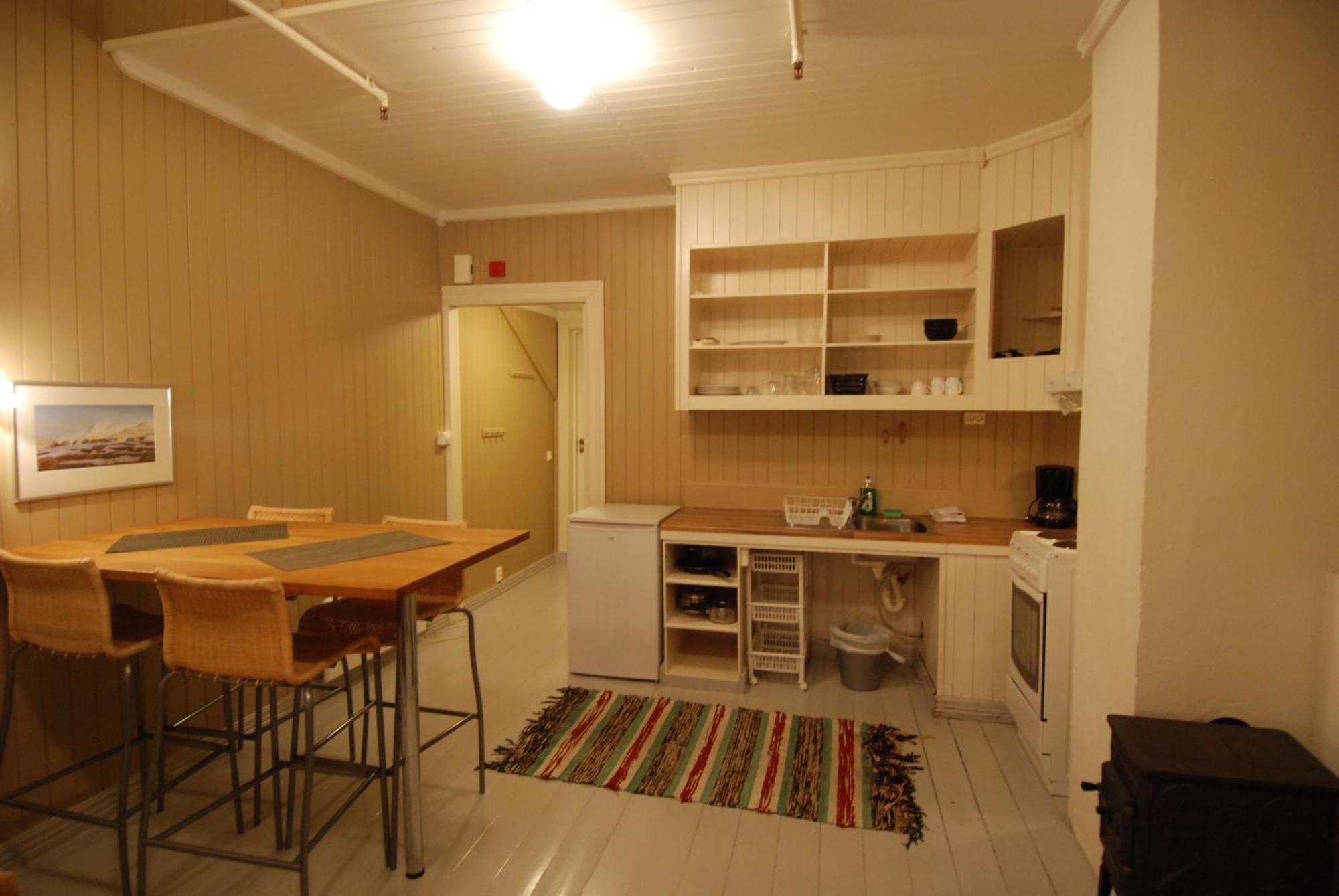 Tyskhella Rorbuer Kabelvag