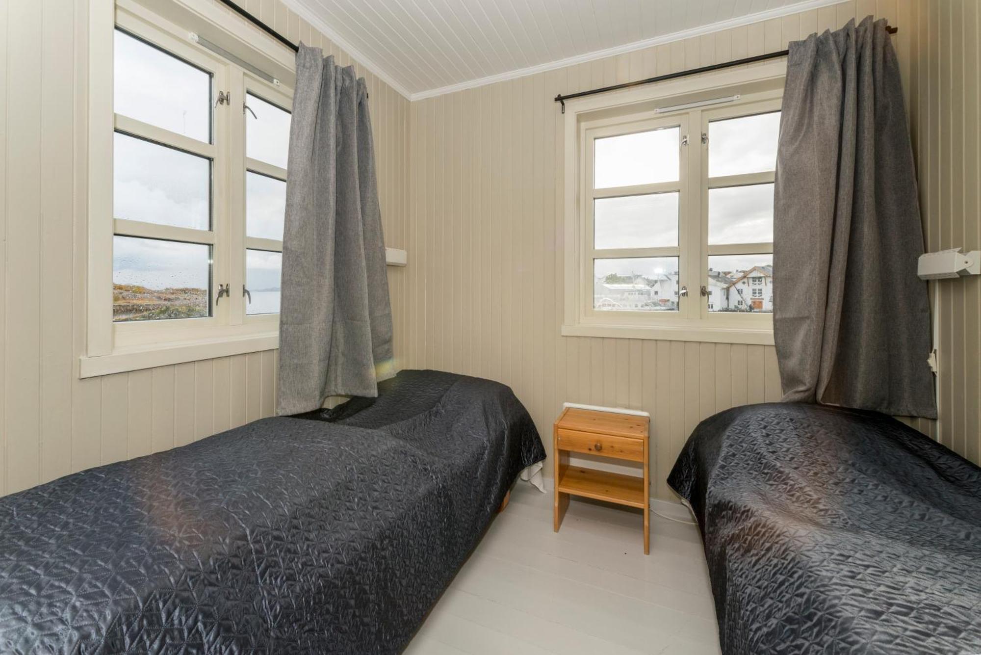 Apartment Tyskhella Rorbuer